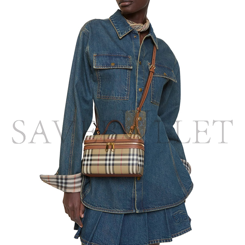 BURBERRY CHECK VANITY BAG 81205251 (19.5*15*8cm) BURBERRY CHECK VANITY BAG 81205251 (19.5*15*8cm)